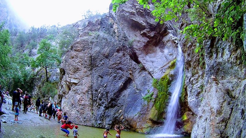 Eaton Canyon Falls Trail - California