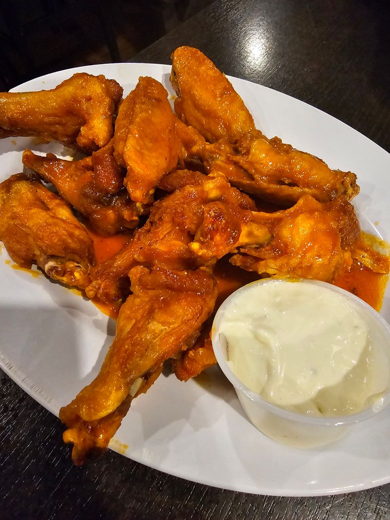 Buffalo Wings That Steal The Show