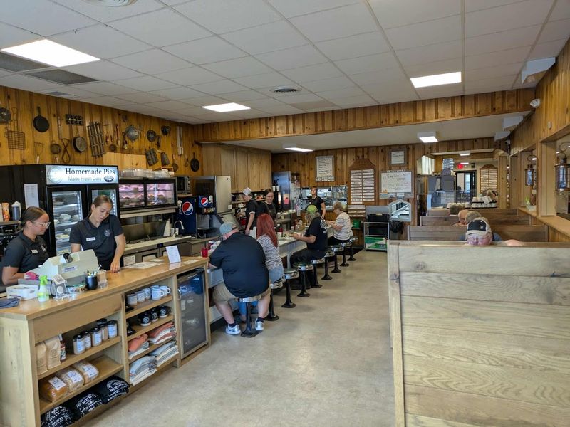 Boyd & Wurthmann Restaurant - Berlin, Ohio