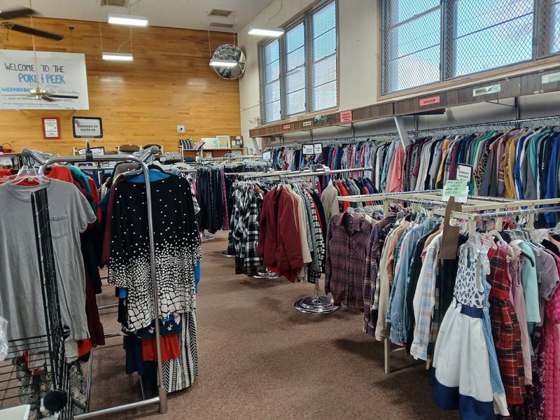 Poke N' Peek Thrift Store - Winnemucca, Nevada