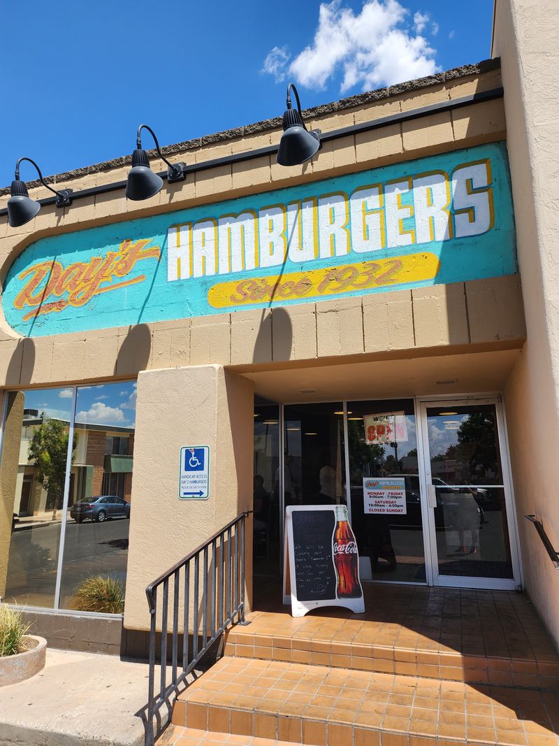 Day's Hamburgers - Las Cruces, New Mexico