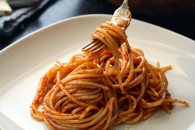 21 Foods That Still Feel Like a Real Meal - Even When They’re Simple 11 Spaghetti
