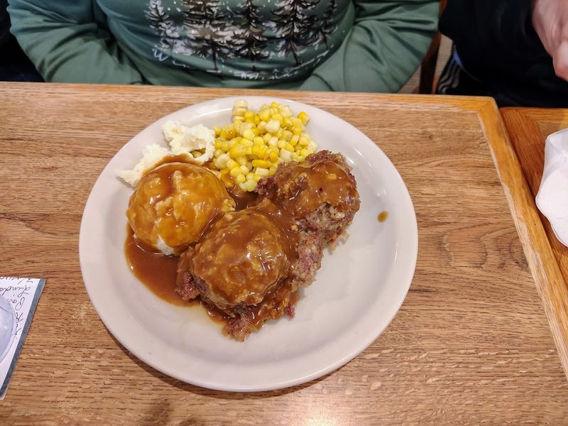 Why Busy Corner Keeps People Coming Back