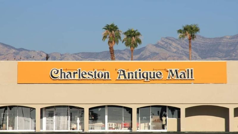 Why Charleston Antique Mall Deserves a Full Day Visit