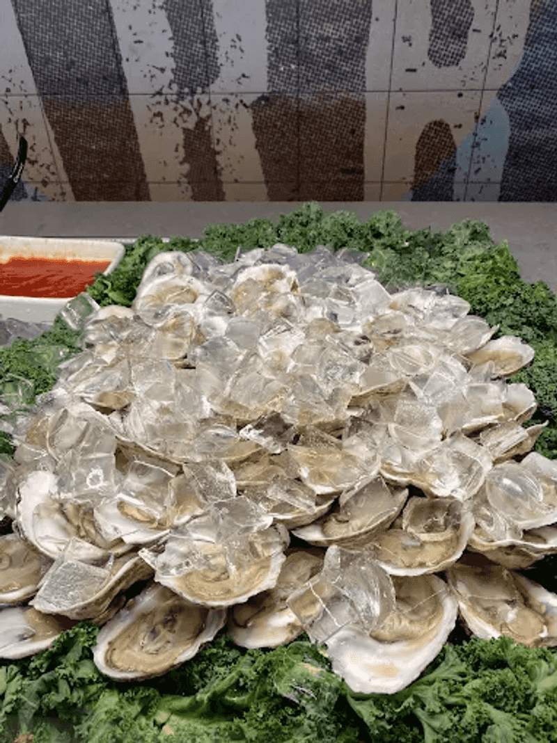A Florida all-you-can-eat spot that's seriously worth the drive 13 Oysters Shucked Fresh at the Station