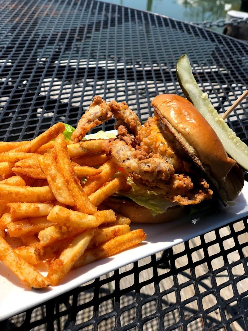 YROC Coastal Bar & Grill - Gloucester Point, Virginia