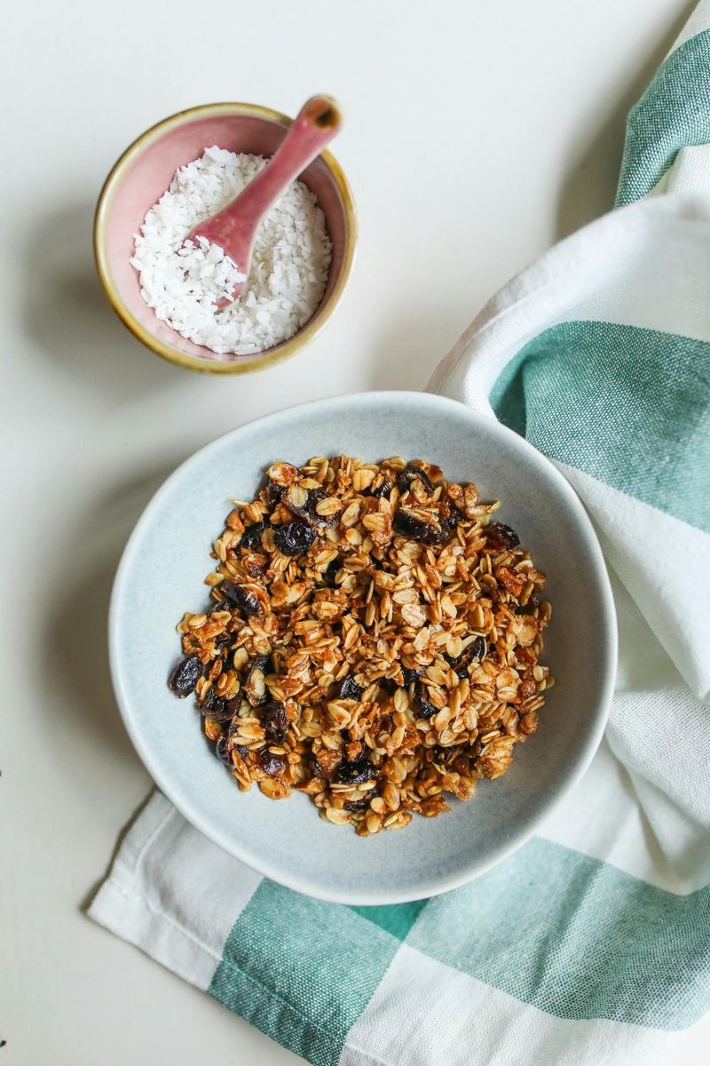 21 Foods That Can Turn a Simple Snack Into Something Special 13 Granola