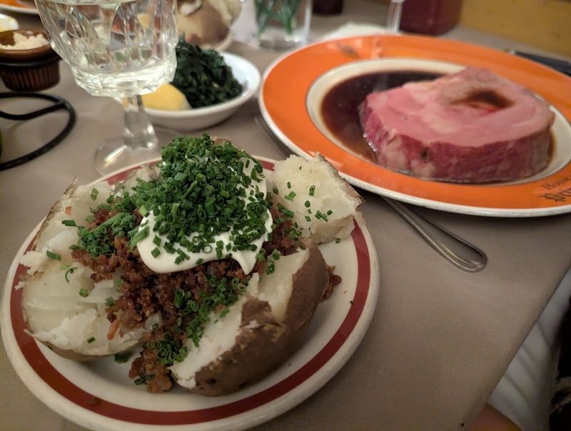 Mashed Potatoes vs. Baked Potato: A Delicious Dilemma
