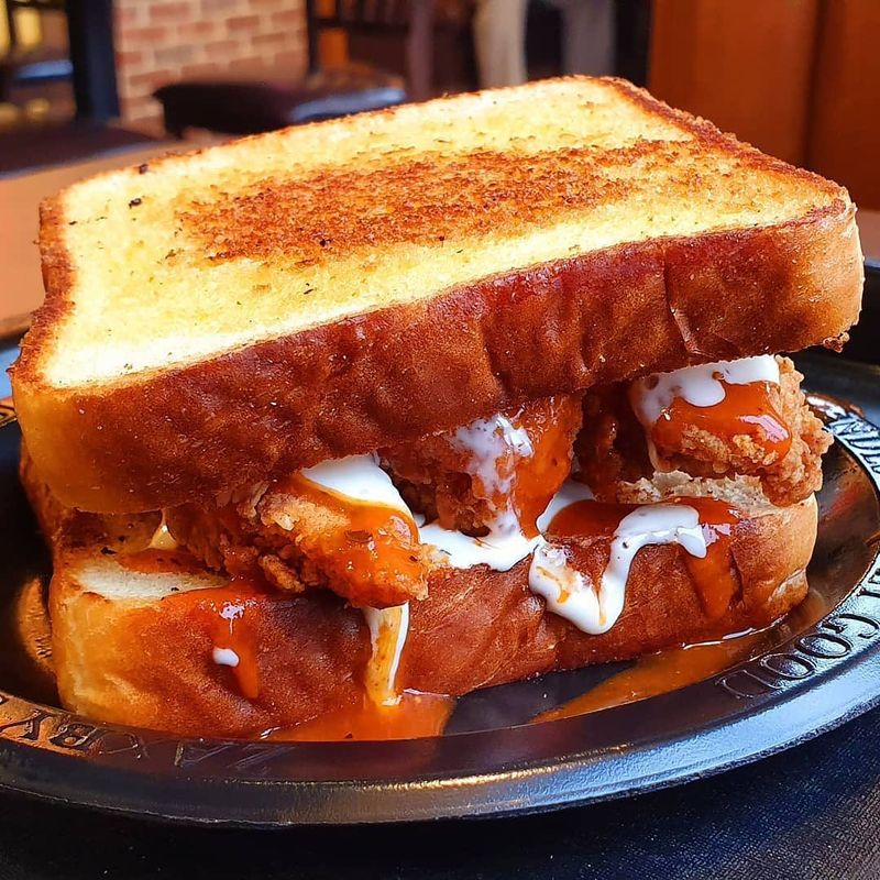 Zaxby's - Kickin Chicken Sandwich