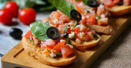 15 Potluck Recipes That Are Always the First to Disappear