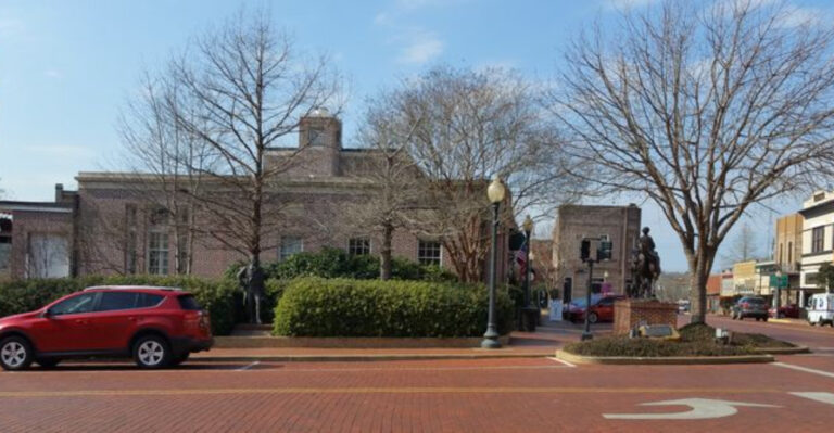 15 charming Texas towns that feel a million miles from the big cities