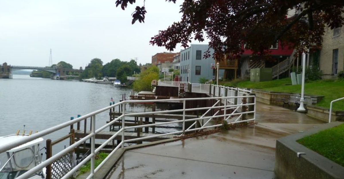 15 slow paced small towns in Michigan where life still feels simple and peaceful