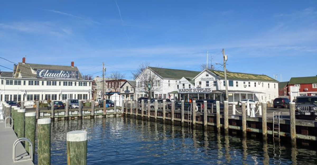 16 fascinating small towns in New York that remain hidden from most travelers