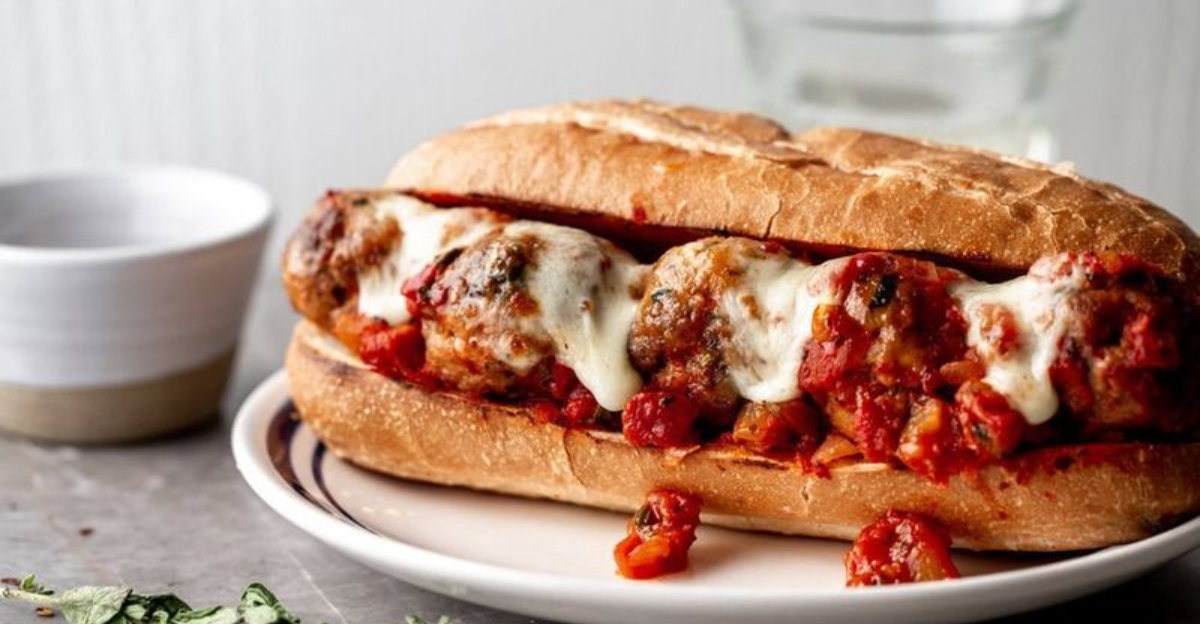 17 Ultra Comfort Dinners People Secretly Eat on Repeat Even When They Swear Theyll Cook Healthy