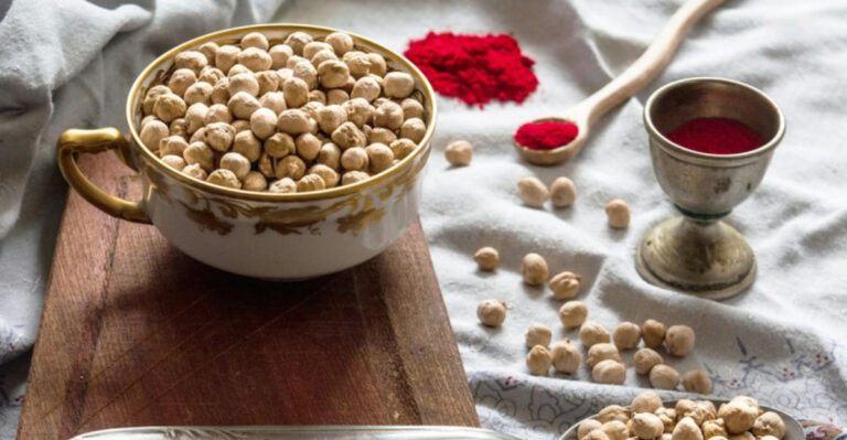 18 Foods That Keep You Fuller for Longer Than a Protein Bar