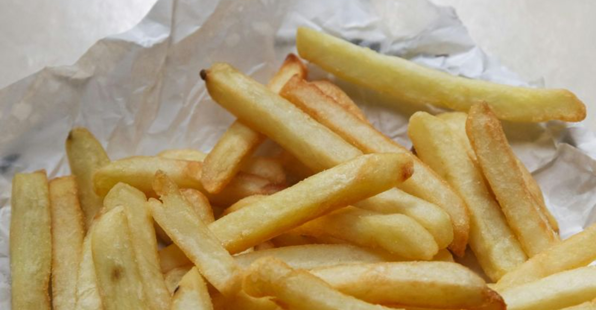 18 Grocery Store Foods People Swear Taste Better at Midnight