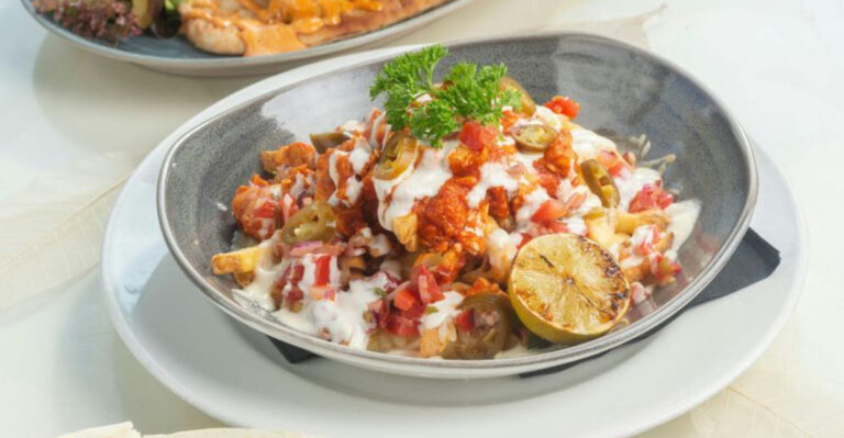 20 Foods Americans Always Order “For the Table” at Casual Restaurants