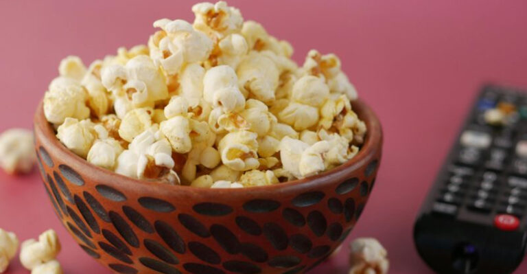 22 Old-School TV Snacks – Gone From Some Homes, Missed By Many