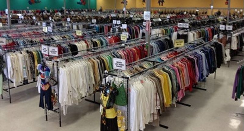 50% Off Sale Days That Draw Crowds From Everywhere