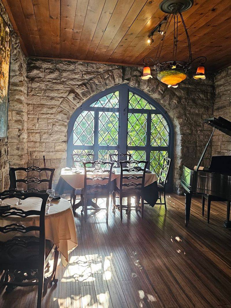 A Beloved Spot for Anniversary and Special Occasion Dinners A Beloved Spot for Anniversary and Special Occasion Dinners
