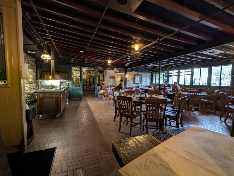 A Beloved Spot for Locals and Tourists Alike