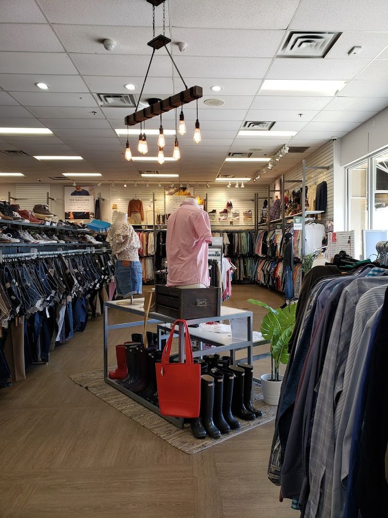 A Boutique Feel at Thrift Store Prices