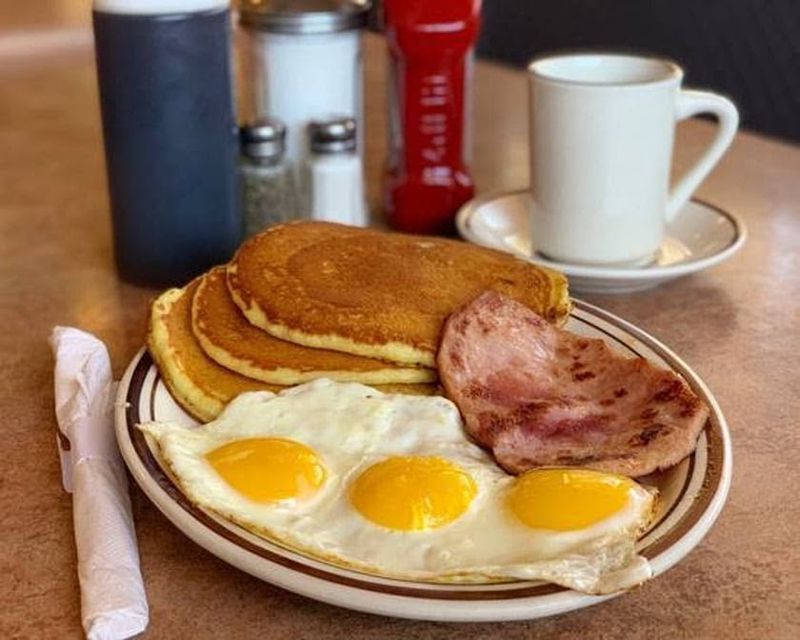 A Breakfast Menu That Has Been Winning Since the 90s