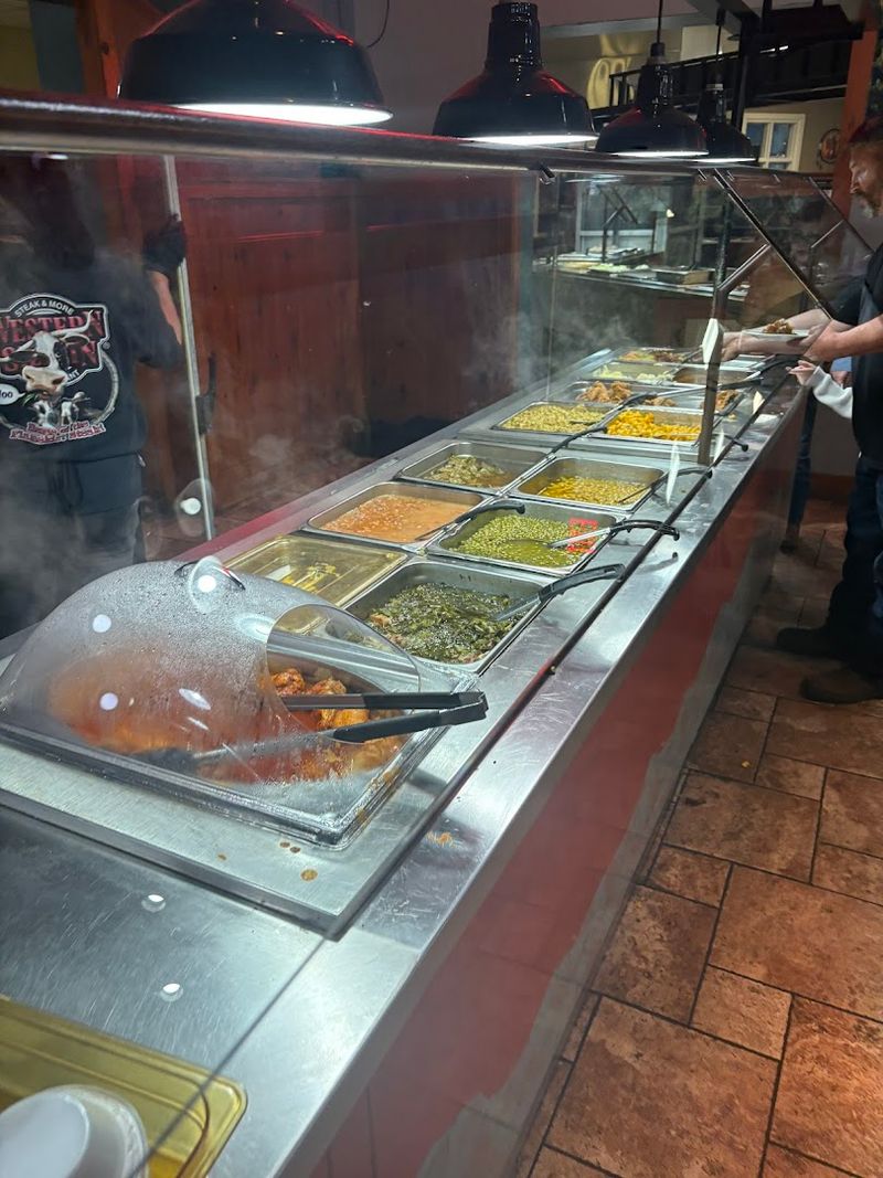 A Buffet Spread Big Enough to Impress Almost Anyone