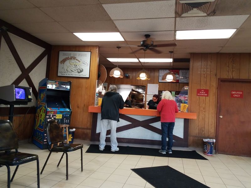 A Carryout Experience With Old-School Charm