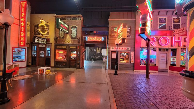 A Century of American Sign-Making History A Century of American Sign-Making History