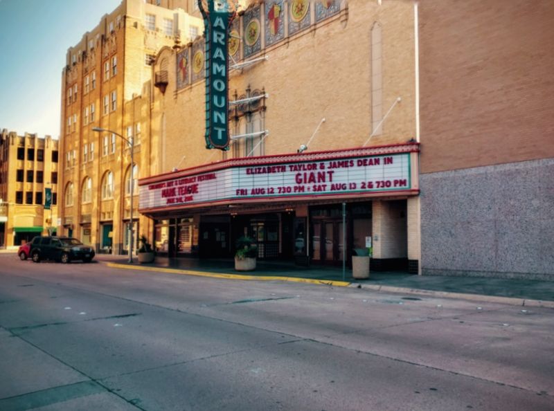 A Charming and Walkable Downtown Scene