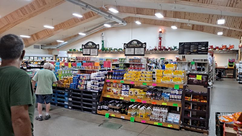 A Clean, Well-Organized Store That Respects Your Time A Clean, Well-Organized Store That Respects Your Time
