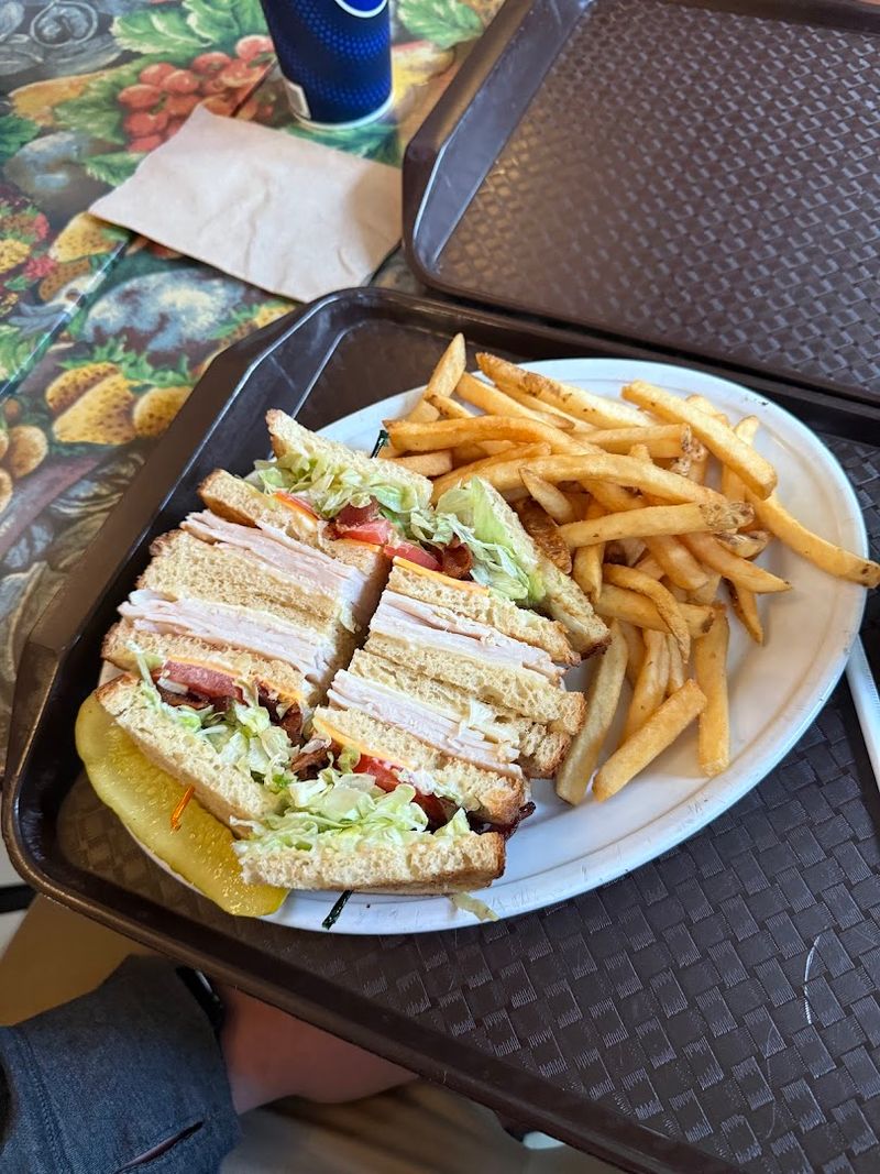 A Club Sandwich Worth the Drive