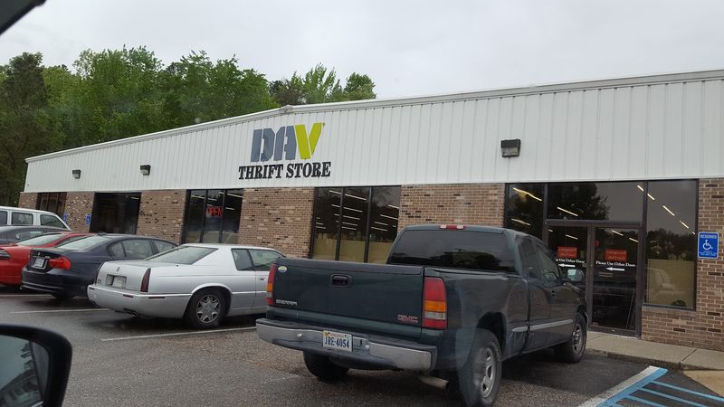 A Community Hub That Gives Back to a Worthy Cause