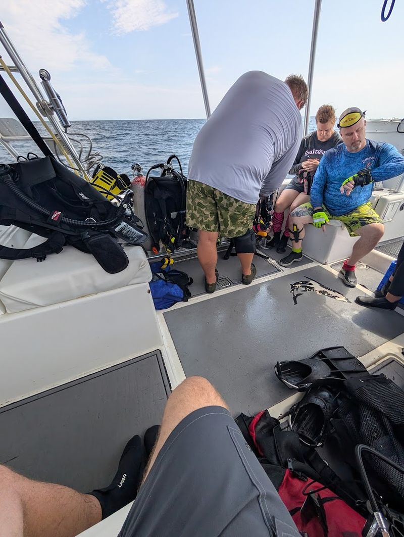 A Crew That Goes Above and Beyond for Every Diver