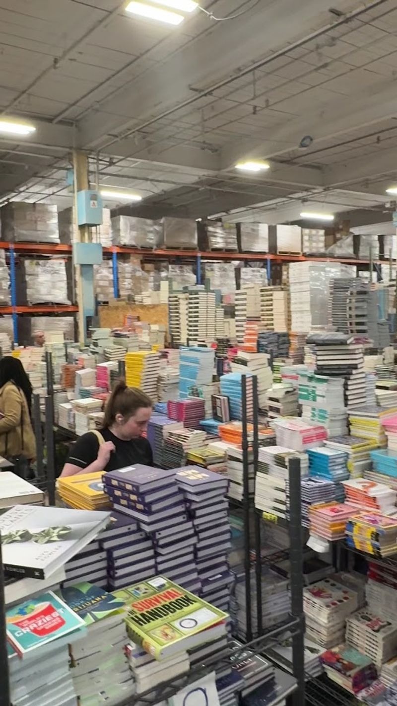 A Dream Destination for Teachers and Budget-Minded Readers