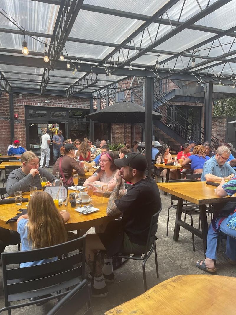 A Garden Patio Worth Every Sunny Day