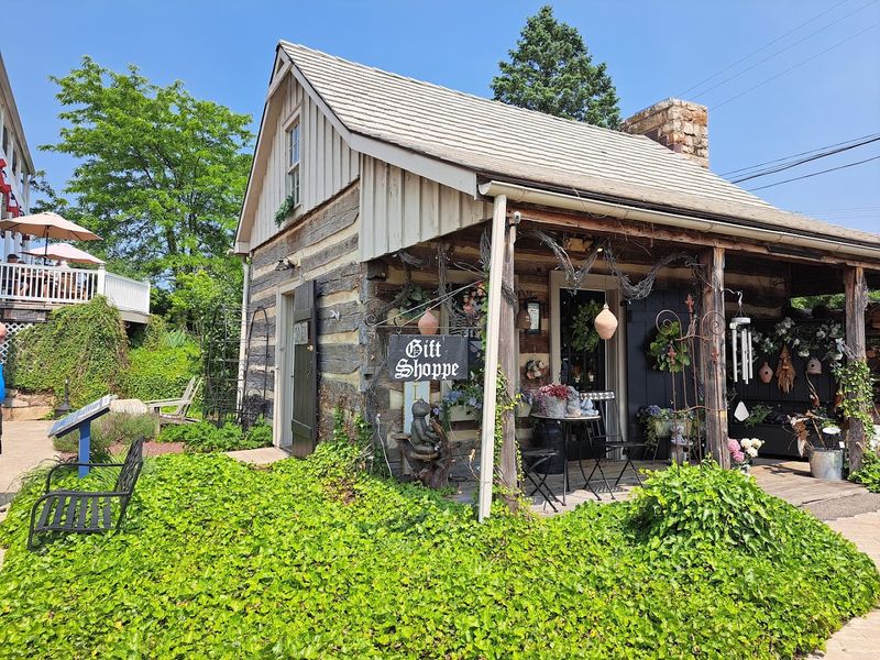 A Gift Shop Worth Browsing
