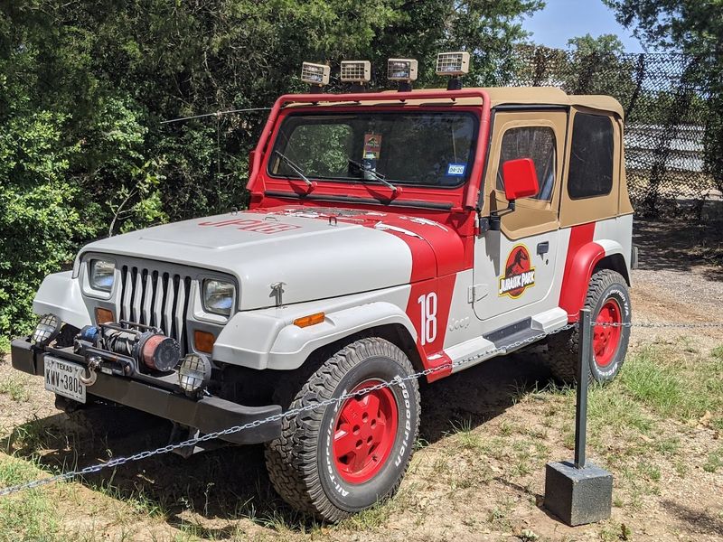 A Jurassic Park Jeep Replica That Sparks Pure Nostalgia