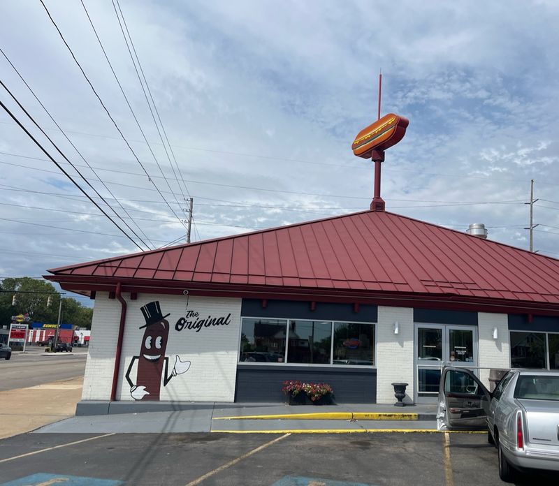A Living Piece of Warren, Ohio History