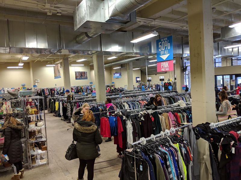 A Massive Store Layout That Gives You Room to Explore A Massive Store Layout That Gives You Room to Explore