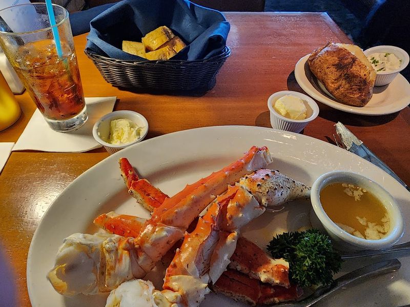 A Menu Built Around Fresh, Just-Caught Seafood