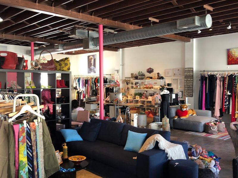 A Miami thrift destination worth seeking out for weekend browsing A Miami thrift destination worth seeking out for weekend browsing