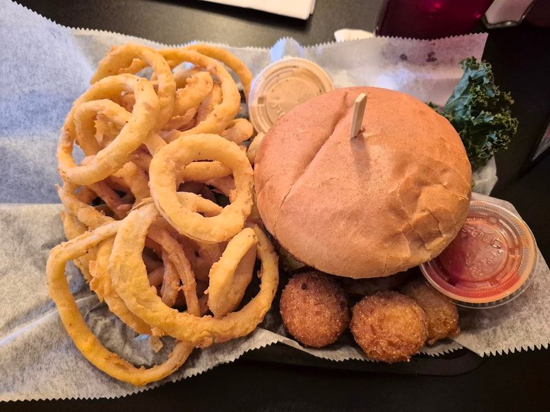 A New England Seafood Shack Hidden in Florida
