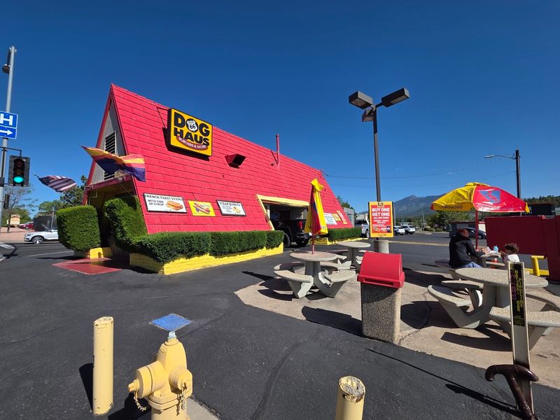 A Nostalgic Route 66 Stop That Feels Like a Time Capsule