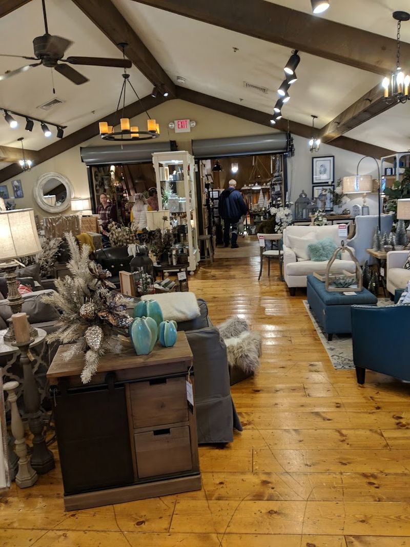 A Perfect Stop on Any Amish Country Road Trip