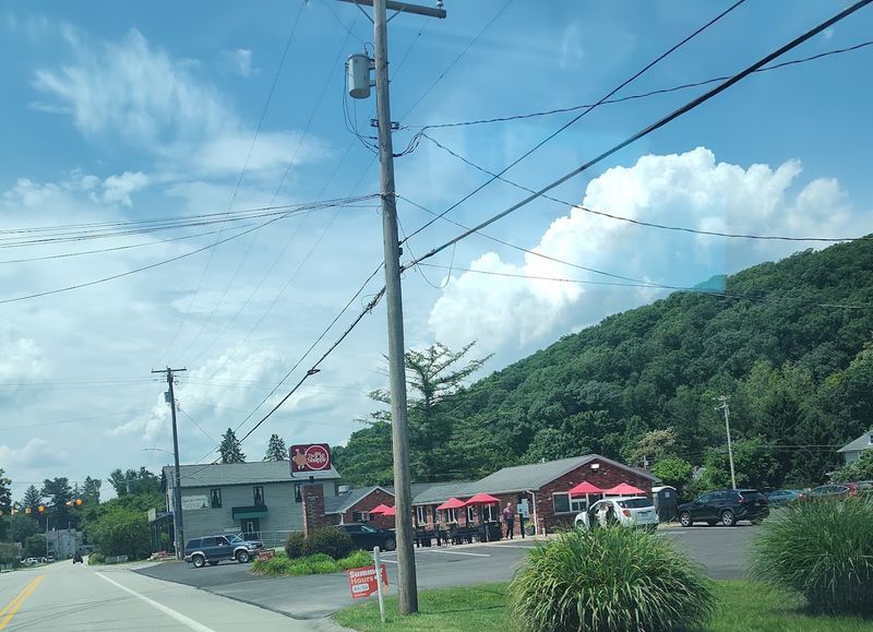 A Scenic Stop in the Laurel Highlands
