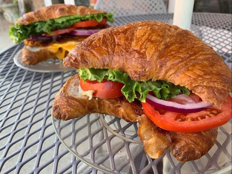 A Steak Burger That Proves Lunch Has Never Tasted Better