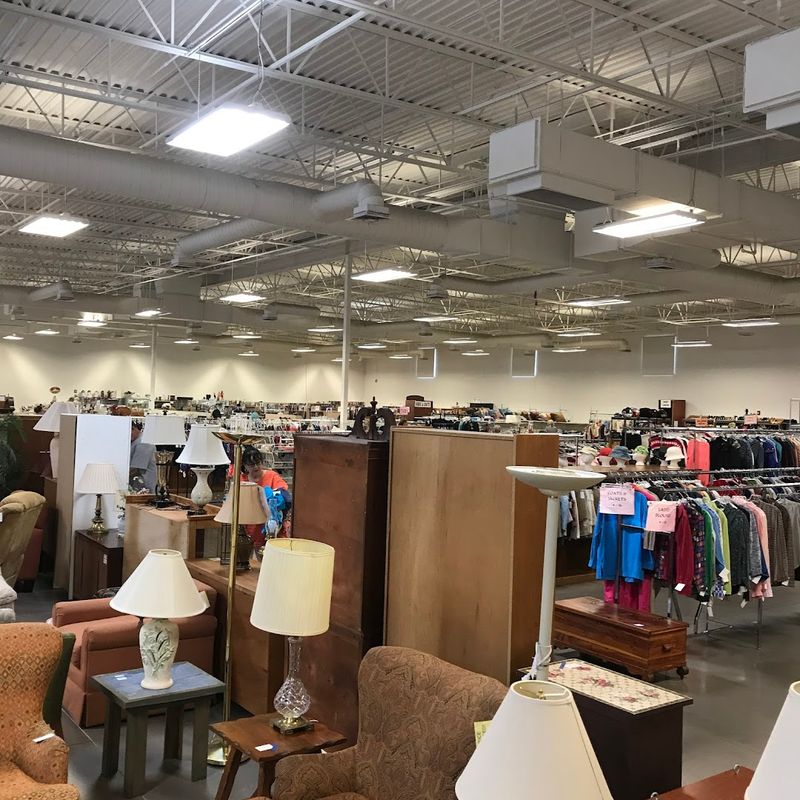 A Store So Big It Will Make Your Jaw Drop A Store So Big It Will Make Your Jaw Drop