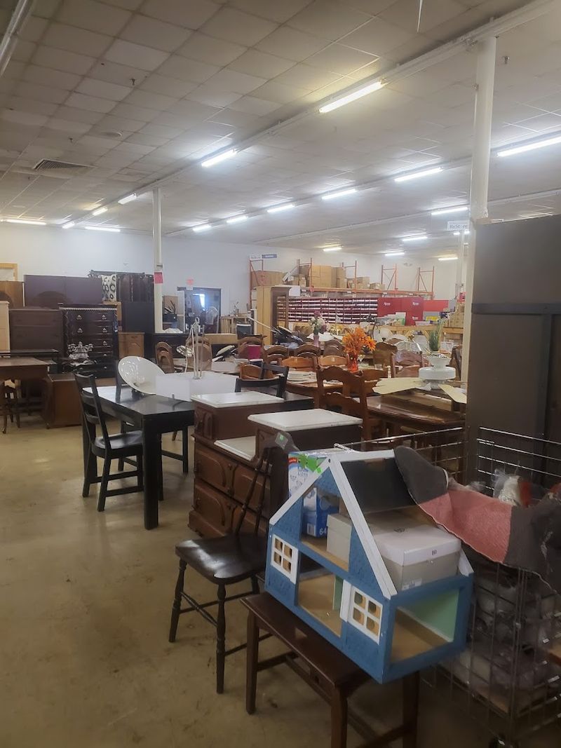 A Warehouse-Sized Space Full of Surprises